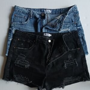 Refuge Chelsea 2-Pack Blue and Black Denim Shorts Size 13